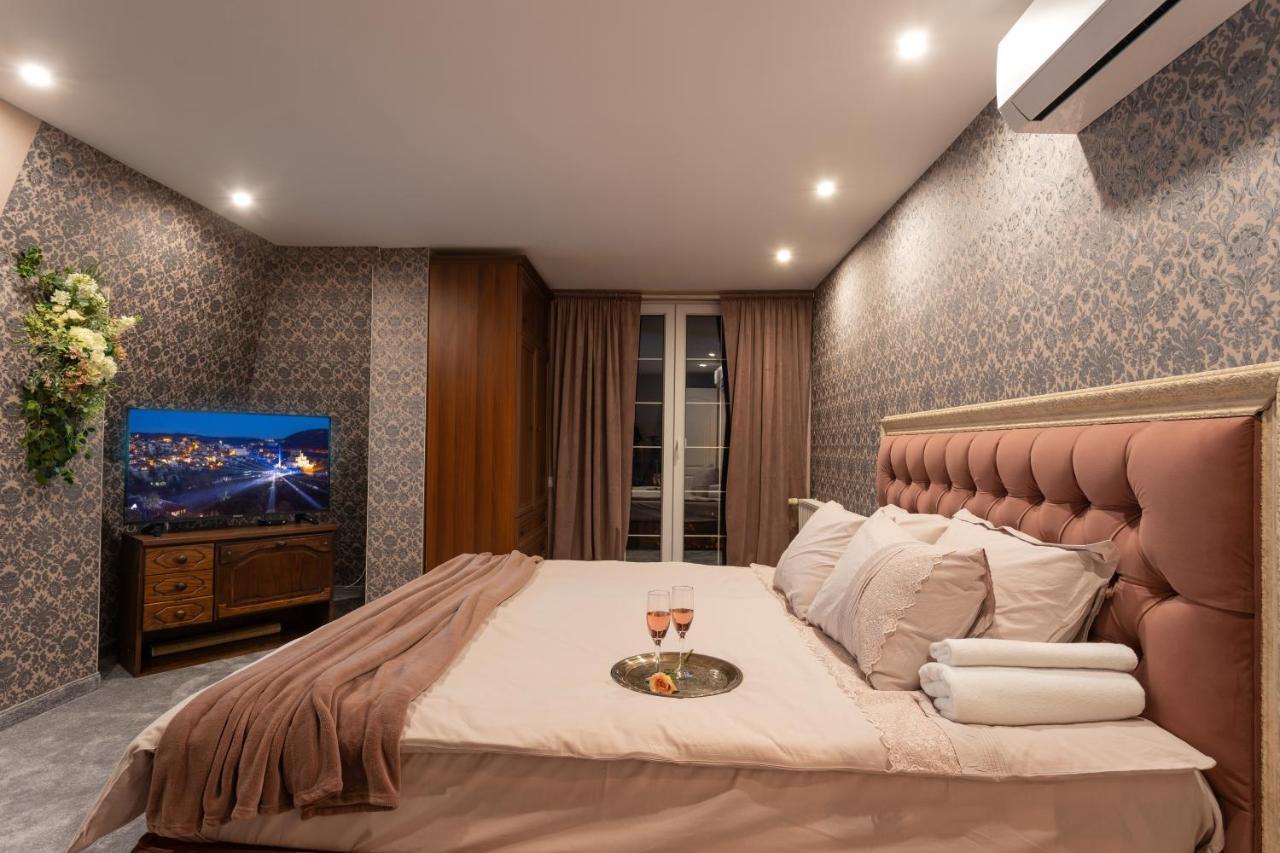 Luxury Private House In City Center Veliko Tarnovo Buitenkant foto