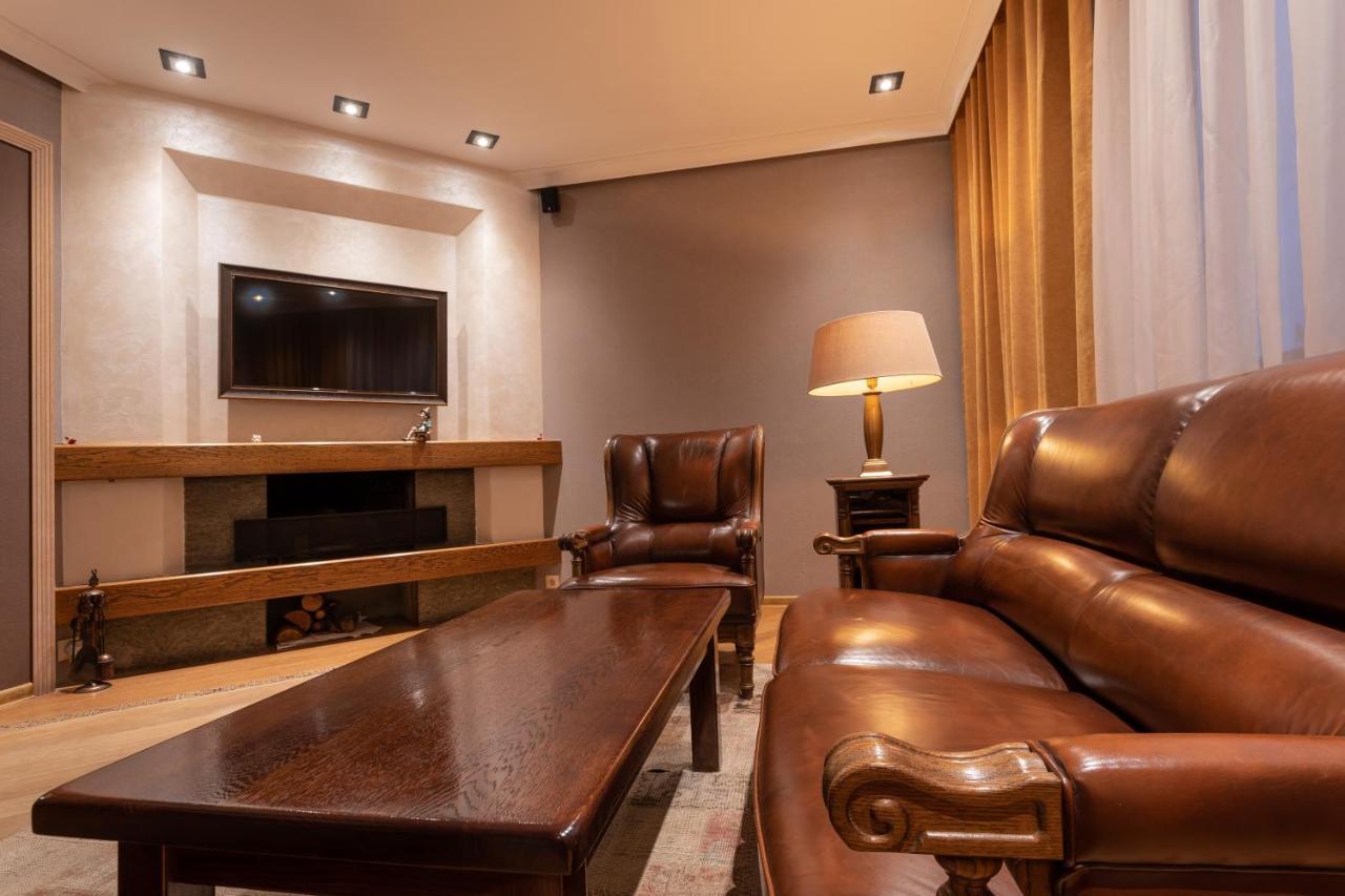 Luxury Private House In City Center Veliko Tarnovo Buitenkant foto